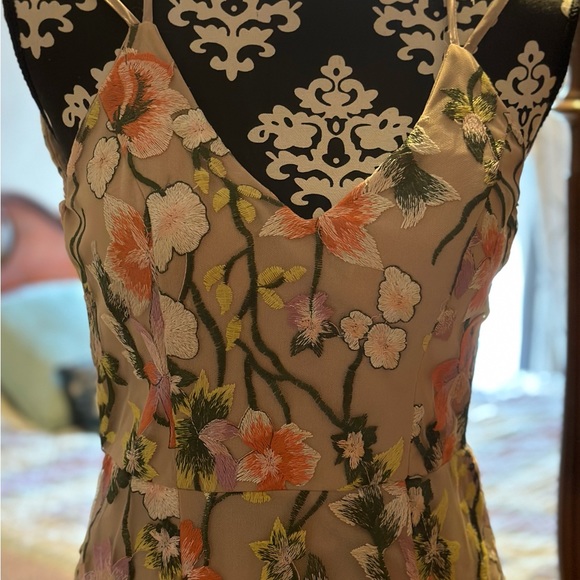 Prom dress - Picture 2 of 6